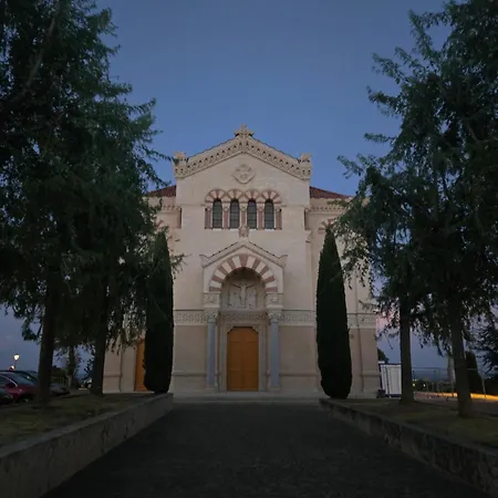 La Maison Du Pere Bellessort Régnié